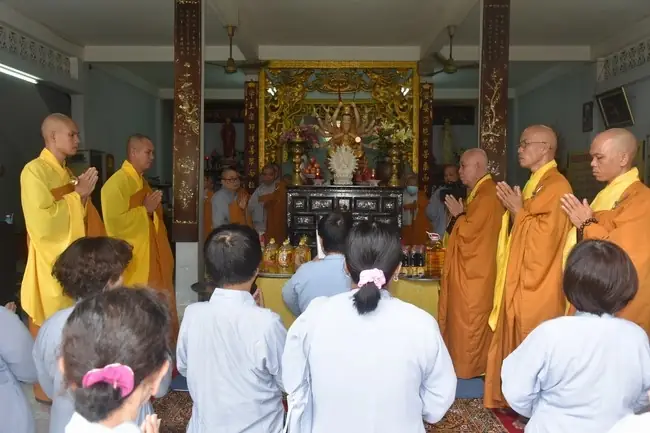 Cẩm Nang Thơ Tác Bạch Cúng Dường Trường Hạ Ý Nghĩa Và Chuẩn Ngôn Ngữ