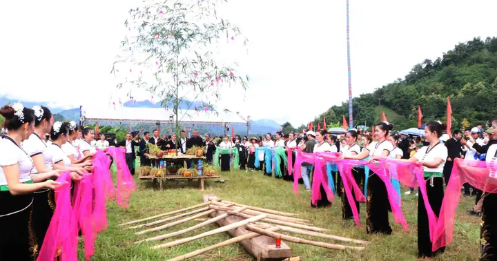 Nét Văn Hóa Tâm Linh Độc Đáo Trong Phong Tục Thờ Cúng Tổ Tiên Của Người Thái Ở Lai Châu