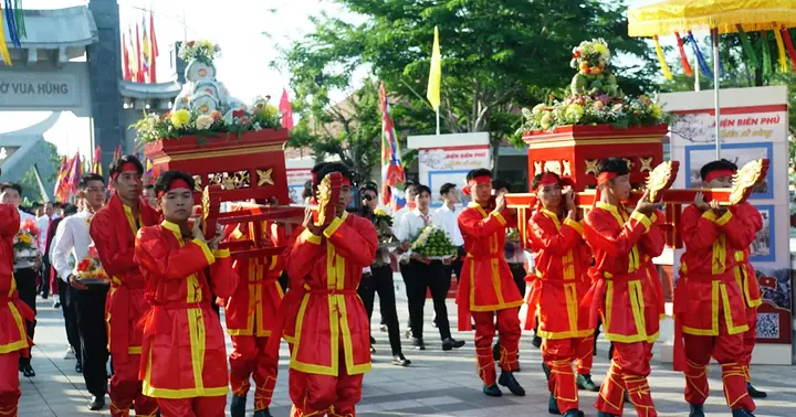 Nét Văn Hóa Tâm Linh Đặc Sắc: Thờ Cúng Tổ Tiên Ở Đồng Bằng Sông Cửu Long