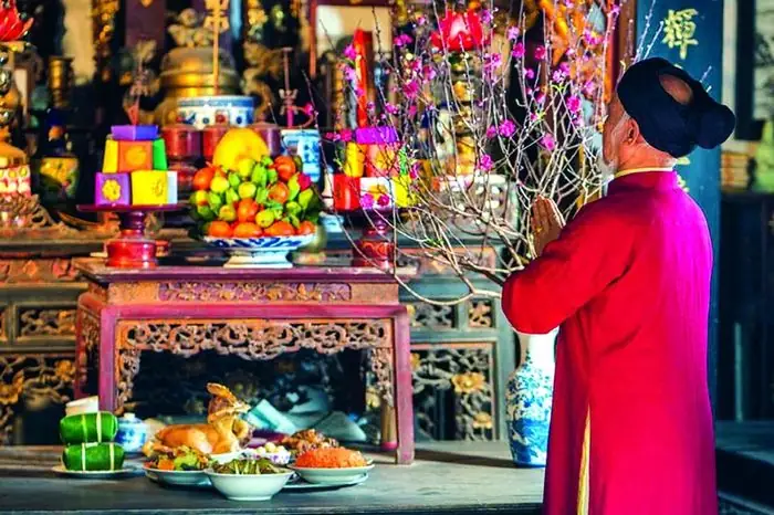 Chuẩn Mực Tín Ngưỡng Thờ Cúng Tổ Tiên Của Người Việt - Báo Điện ...