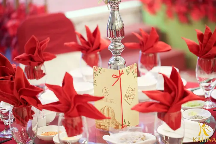 Top 7 Tiệc Cưới Nhỏ Ấm Cúng: Gợi Ý Kiểu Dáng & Ngân Sách Phù Hợp