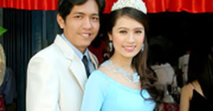 Top 10 Ý Tướng Tổ Chức Tiệc Đính Hôn Ấm Cúng Đáng Thử Nhất