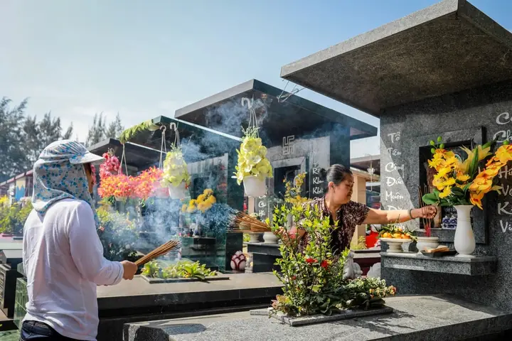 Tiền Cúng Tết Miền Tây: Các Mâm Lễ Vật Truyền Thống Và Ý Nghĩa Tâm Linh