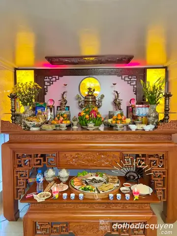 Nghi Lễ Thờ Cúng Tiên Tổ: Cẩm Nang Chi Tiết Về Tiền Vàng Và Cách Bày Trí Đúng Đắn