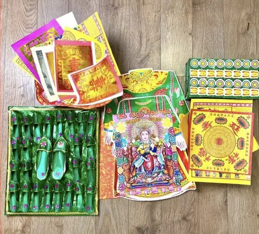 Ý Nghĩa Và Cách Chuẩn Bị Tiền Vàng Cúng Thôi Nôi Cho Bé Trọn Vẹn