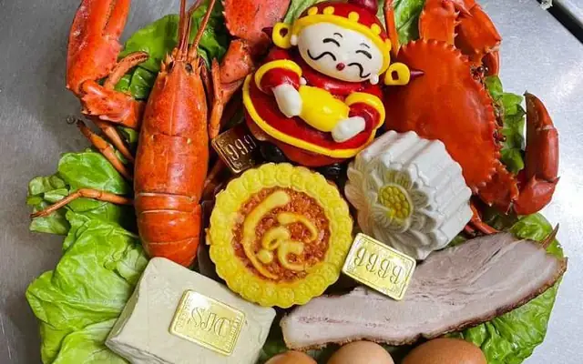 Cẩm Nang Chuẩn Bị Mâm Cúng Thần Tài: Các Lựa Chọn Từ Truyền Thống Đến Hiện Đại