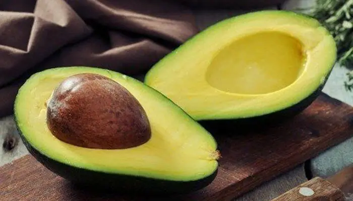 Trai Bơ Cúng Được Không? Giải Đáp Chi Tiết Về Nén Hương Trong Nghi Lễ Tâm Linh