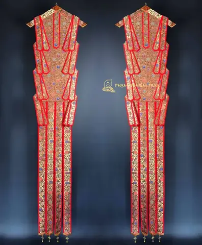 Ý Nghĩa Của Tràng Phan Nghiêm Khi Cúng Phật