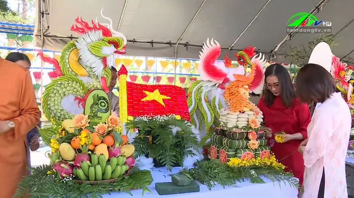 10+ Mẫu Trang Trí Mâm Cỗ Cúng Giỗ Tổ Đẹp, Chuẩn Tâm Linh Dễ Làm Tại Nhà