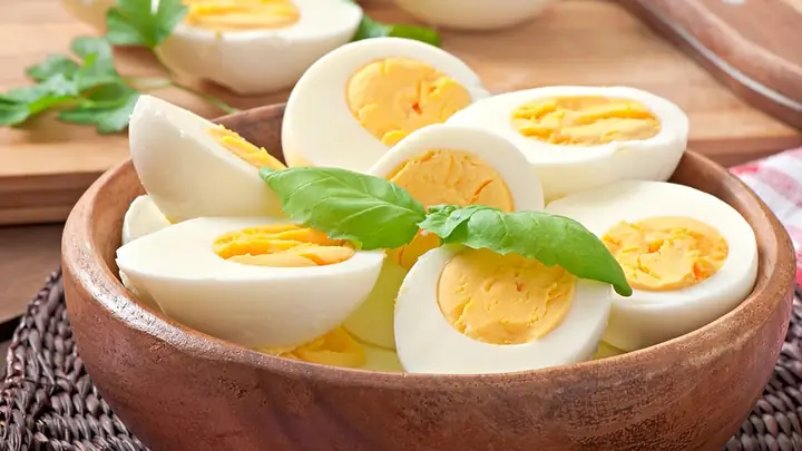 Trứng Gà Cúng Đã Khác Gì Trứng Gà Thông Thường?