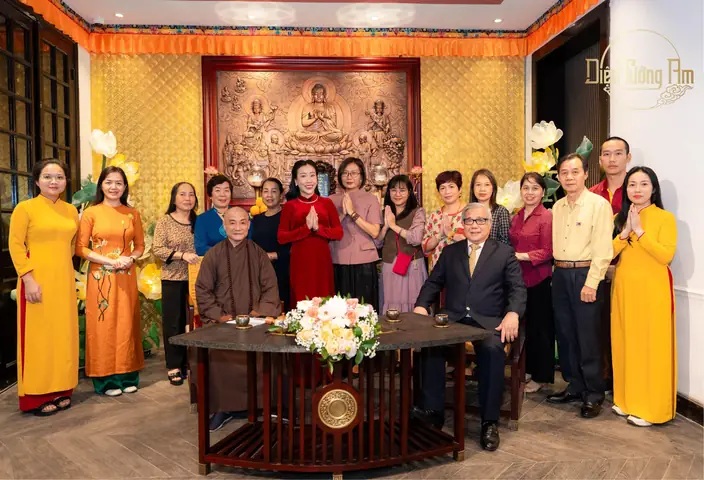 Truyền Thông Thờ Cúng Ông Bà Tổ Tiên: Nét Đẹp Văn Hóa Và Sự Kết Nối Tâm Linh