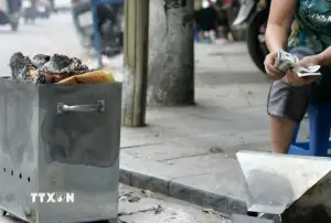 Tục Cúng Ông Bà Trong Ngày Tết Nguyên Đán: Nguồn Cội Của Văn Hóa Gia Đình