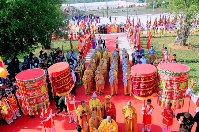 Tượng Phật Chùa Quỳnh Lâm