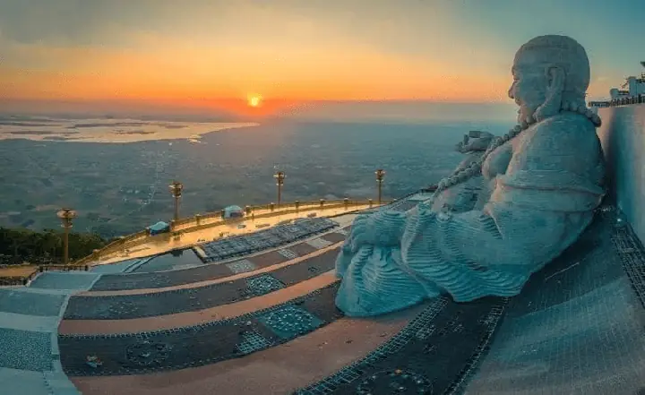 Ngắm Toàn Cảnh Tây Ninh Trên Cây Cầu Ước