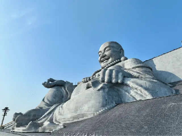 Quá Trình Xây Dựng Tượng Phật Di Lặc Núi Bà Đen