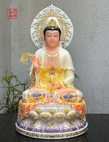 Tượng Quan Âm Bồ Tát Trắng Cam Áo Rũ Viền Hoa Hào Quang Qabt-156