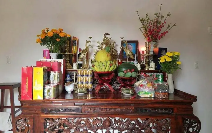 Hướng Dẫn Chi Tiết Cách Lau Bát Hương Trong Phong Thủy