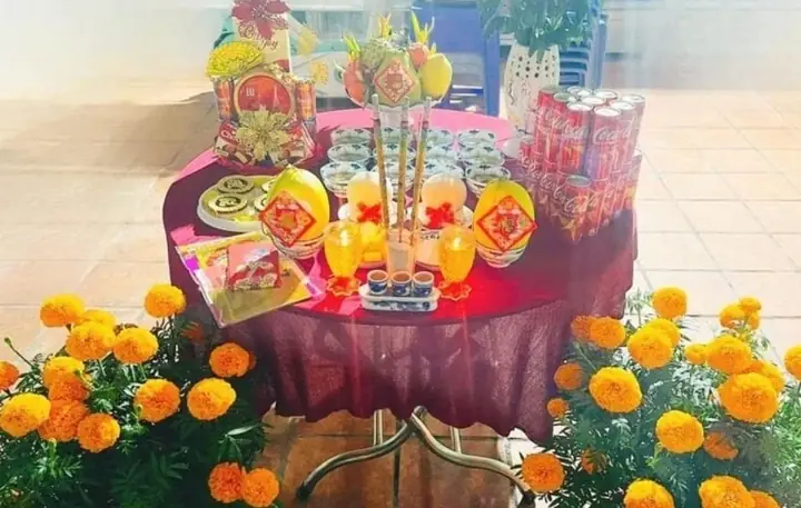 Ý Nghĩa Của Lễ Vật Cúng Giao Thừa: Nguồn Gốc, Cách Sắp Sửa Và Những Kiêng Kỵ Cần Biết