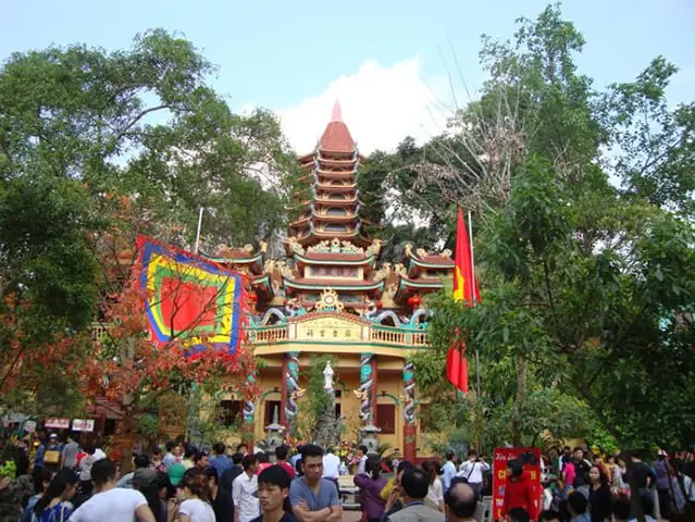 Văn Khấn Đền Mẫu Đồng Đăng: Ý Nghĩa Và Nghi Thức Chuẩn Nhất