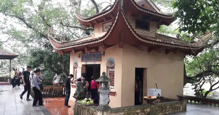 Văn Cúng Di Cung Hoán Số: Ý Nghĩa, Bài Thơ Và Cách Thục Hành Đúng