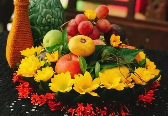 Văn Khấn Gia Tiên Tết Vu Lan: Gợi Ý Chi Tiết Cho Tín Ngưỡng Thờ Cúng