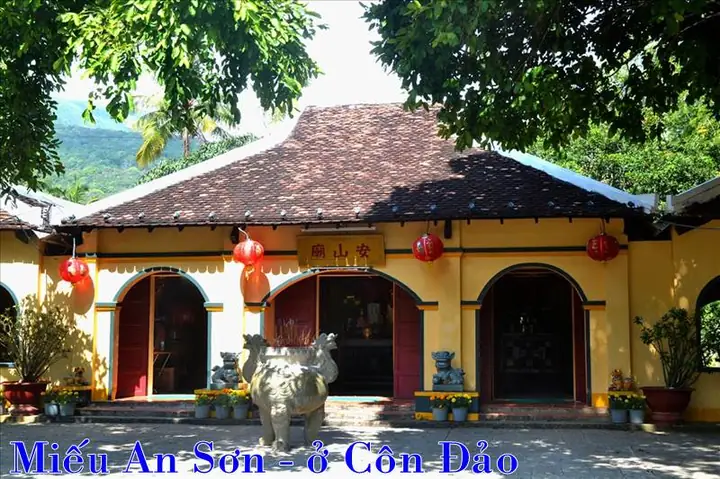 Văn Cúng Khi Làm Miếu Thờ: Hướng Dẫn Chi Tiết Và Ý Nghĩa Tâm Linh