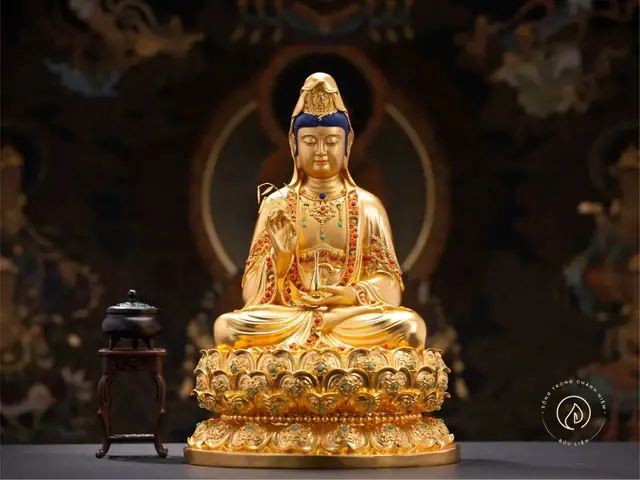 Văn Cúng Ngày Vía Quan Thánh: Toàn Tập Kiến Thức Và Bài Thờ Cúng Đầy Đủ