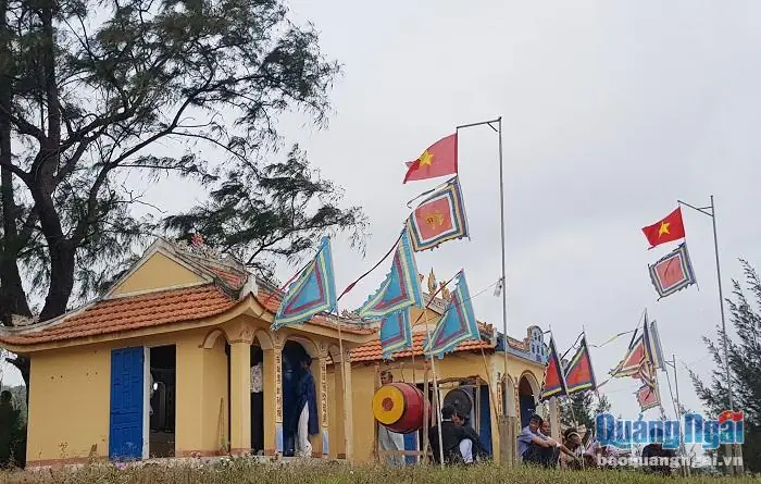 Cẩm Nang Văn Khấn Và Nghi Lễ Cúng Tế Xuân Đinh Dậu 2017