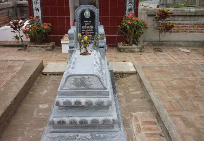 Cẩm Nang Văn Khấn Cúng Hè Cho Người Mới Mất: Ý Nghĩa Và Nghi Thức Chuẩn Nhất