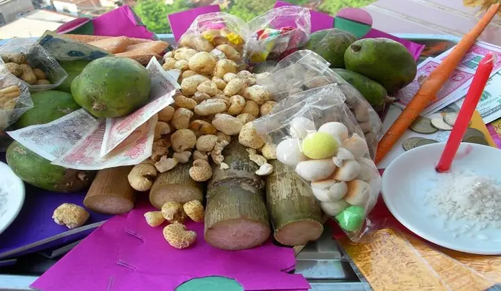 Văn Khấn Cúng Các Bác Cuối Năm: Hướng Dẫn Chi Tiết Và Bài Mẫu Chuẩn Nhất