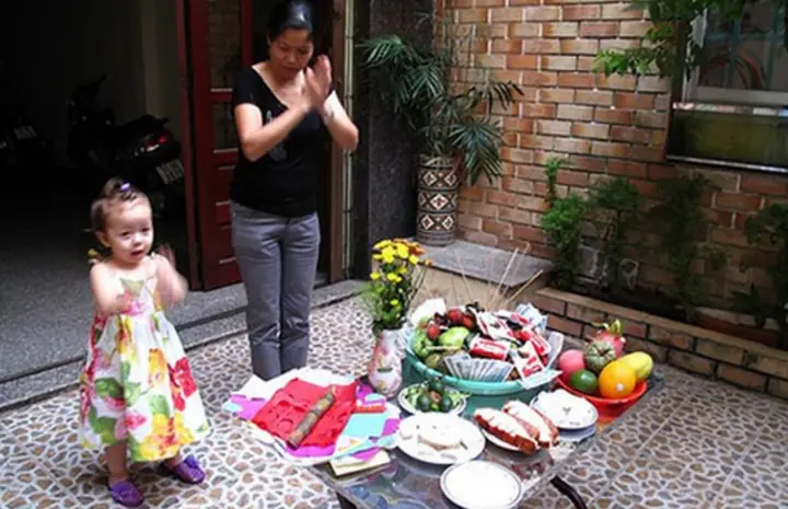 Văn Khấn Cúng Vong Linh Xứ Đất: Bài Văn Khấn Chuẩn Và Những Điều Cần Biết