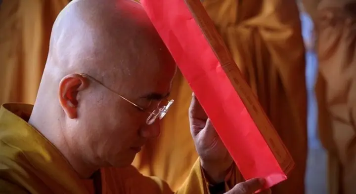 Cẩm Nang Toàn Tập Về Văn Sớ Cúng Giải Hạn Đầu Năm: Ý Nghĩa Và Bài Khấn Chuẩn