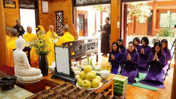 Văn Tác Bạch Cúng Cửu Huyền Thất Tổ: Ý Nghĩa, Cấu Trúc Và Cách Thức Thực Hành Đúng