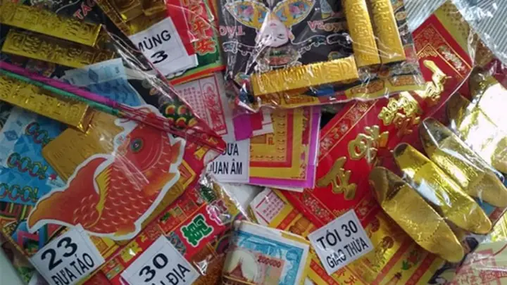 Vàng Mã Cúng Giao Thừa: Lễ Vật Thiêng Liêng Và Nghi Thức Hóa Vàng Chuẩn Phong Tục
