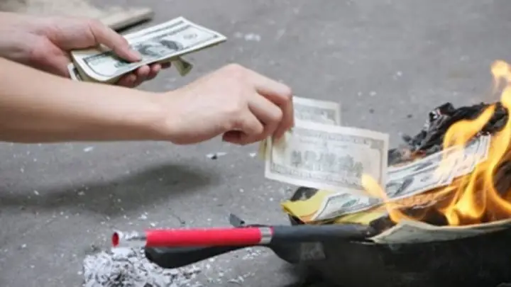 Vàng Mã Cúng Giao Thừa: Lễ Vật Thiêng Liêng Và Nghi Thức Hóa Vàng Chuẩn Phong Tục