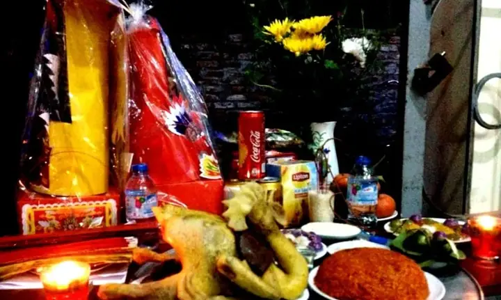 Hướng Dẫn Chi Tiết Cách Vẽ Chì Hình Ảnh Mâm Cỗ Cúng Giao Thừa