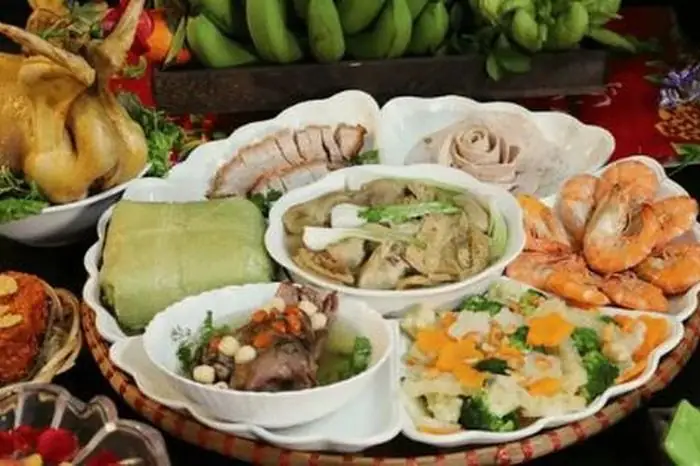 Hướng Dẫn Chi Tiết Cách Vẽ Chì Hình Ảnh Mâm Cỗ Cúng Giao Thừa