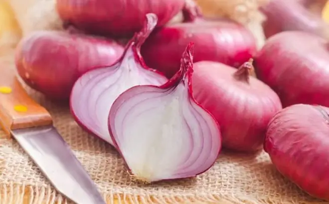 Vì Sao Vào Chùa Đồ Cúng Không Có Tỏi?