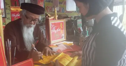 Hướng Dẫn Viết Sớ Cúng Đền Thờ Đầy Đủ Và Ý Nghĩa