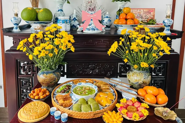 Vừa Cúng Tất Niên Vừa Cúng Ông Táo Được Không? Giải Đáp Chi Tiết Và Hướng Dẫn Đúng Phong Tục