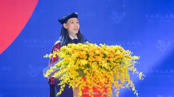 Xem Các Nghệ Sĩ Biểu Diễn Tại Lễ Cúng Tôt: Gợi Ý 5 Địa Điểm Văn Hóa Độc Đáo