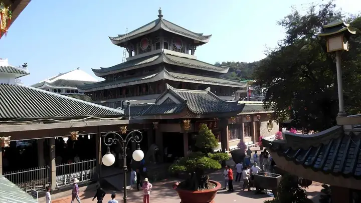 Ý Nghĩa Của Truyền Thống Thờ Cúng Bà Chúa Xứ