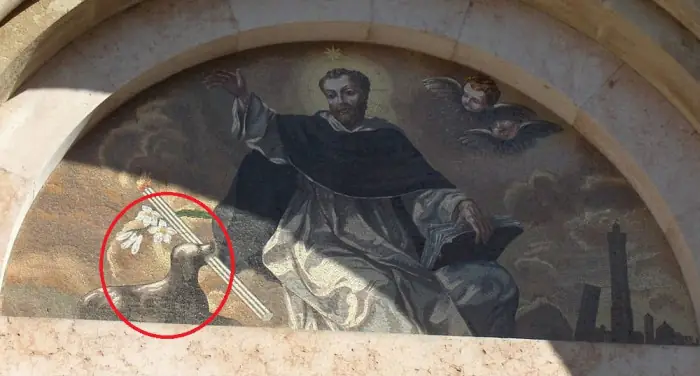 Giải Mã Ý Nghĩa Giấc Mơ Thấy Con Chó Của Mẹ Thánh Đaminh: Dấu Hiệu Tâm Linh Hay Điềm Báo?