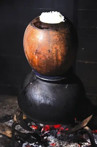 Ý Nghĩa Lễ Cúng Đường Lên Rẫy: Giải Mã Giá Trị Văn Hóa Tâm Linh Của Người Dân Tây Nguyên