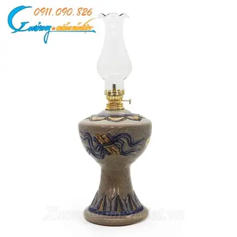 Ý Nghĩa Ngọn Đèn Cúng Linh Vị: Giải Mã Giá Trị Tâm Linh Và Phong Tục Tập Quán