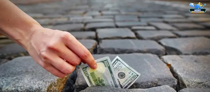 Mơ Nhặt Được Tiền Giấy Là Điềm Gì? Giải Mã Ý Nghĩa Từ A Đến Z