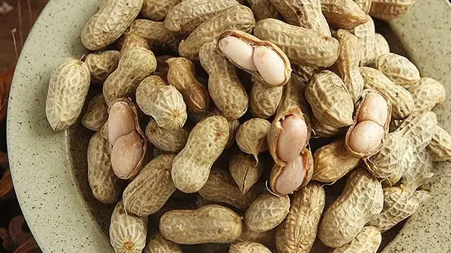 Mơ Thấy Ăn Lạc Luộc: Ý Nghĩa Tâm Linh, Điềm Báo Sức Khỏe & Bảng Số May Mắn