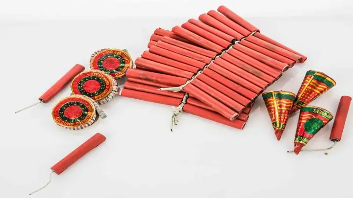 Mơ Thấy Bánh Pháo: Ý Nghĩa, Điềm Báo Và Lời Khuyên Từ Chuyên Gia