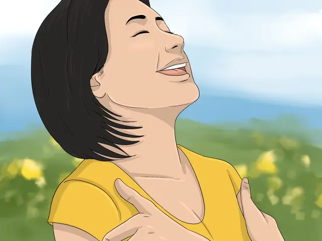 Mơ Thấy Con Công: Ý Nghĩa Tâm Linh, Điềm Báo Và Bí Số Dân Gian