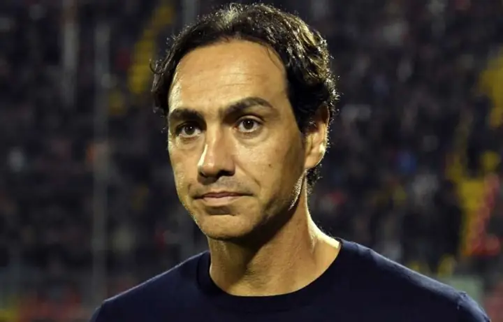 Mơ Thấy Đậu Đỏ: Giải Mã Ý Nghĩa Từ Biểu Tượng Đến Thông Điệp Tâm Lý